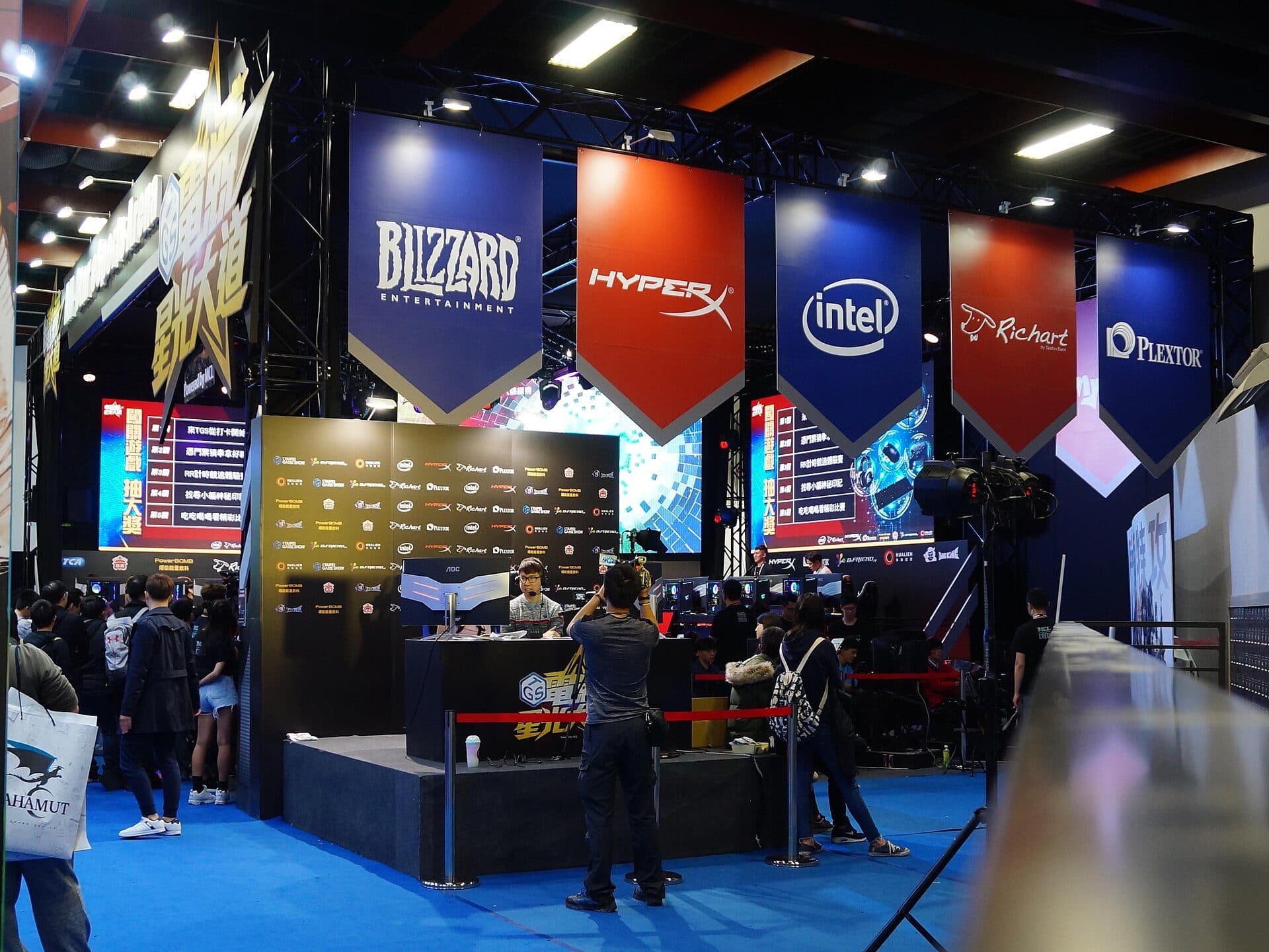 Players at the All-Star eSports Arena, Taipei Game Show 2019